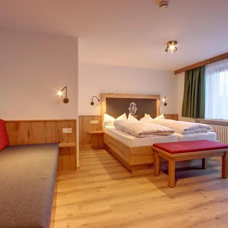 Gasthof-appartements Vroni - Chiemgau Karte Apartment *